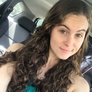 Meet your Posher, Rachel